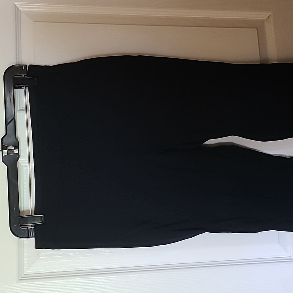 Inc pull on black lace Capris pants